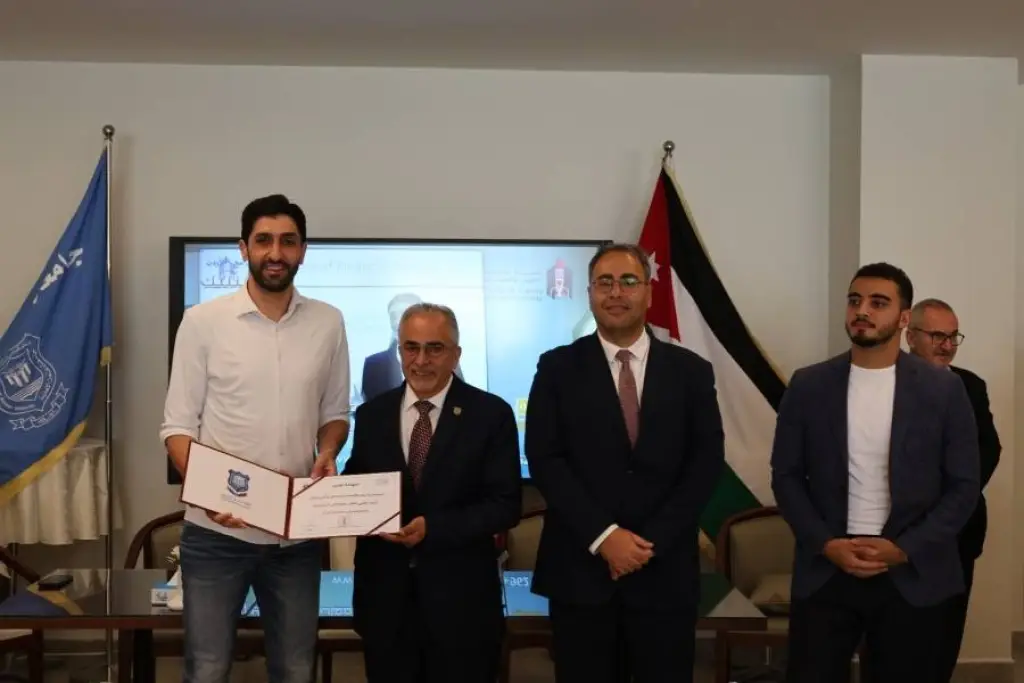 عمان الأهلية تكرم نخبة من طلبتها المتميزين في مختلف المجالات