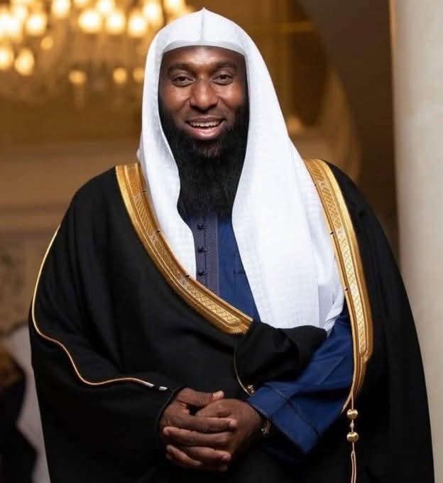 بعد اكثر من عامين في السجن .. السعودية تخلي سبيل الداعية بدر المشاري