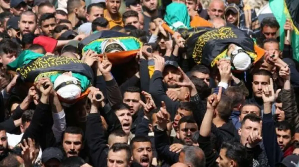 3 شهداء بقصف اسرائيلي منزلاً غربي جنين