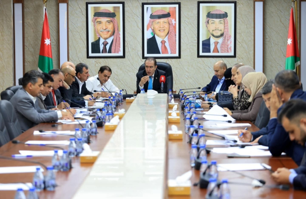 الميثاق النيابية تُشيد بجهود الهيئة الخيرية الأردنية والانزالات الجوية لإيصال المساعدات لغزة