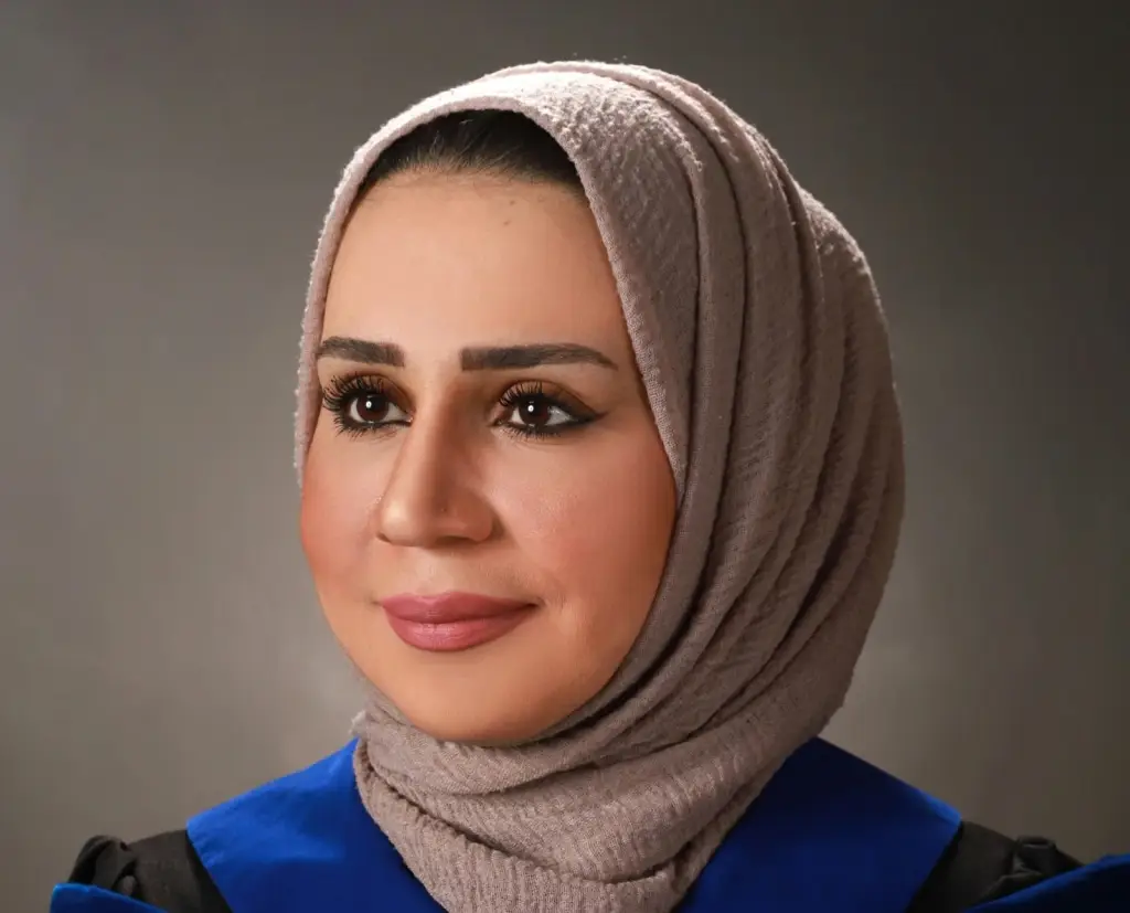 يوم المعلم.. وراء كل جيل حكاية معلم