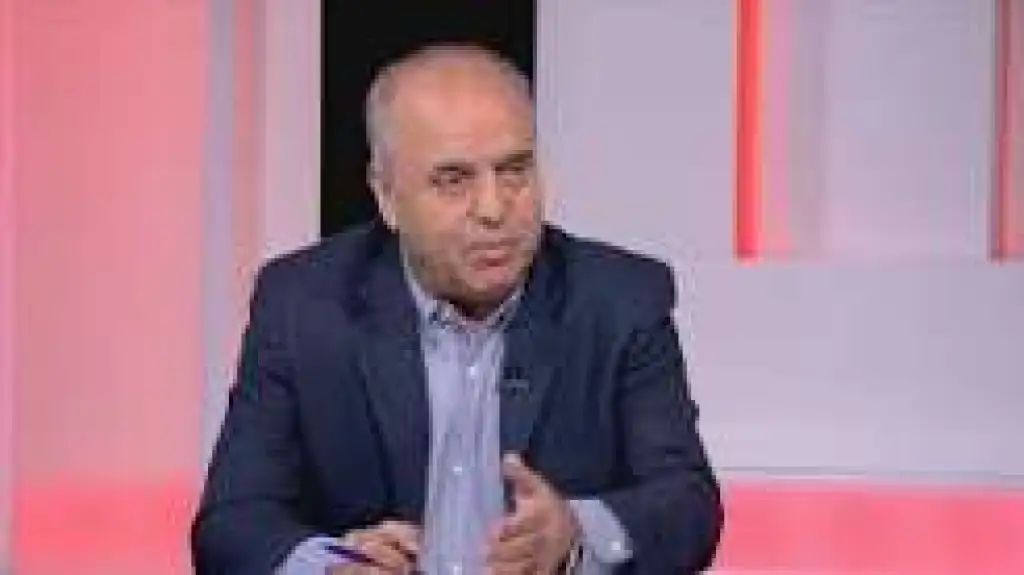 محافظة يجمد قرار احتساب 30% من علامة التوجيهي لطلبة 2009 عبر المدرسة