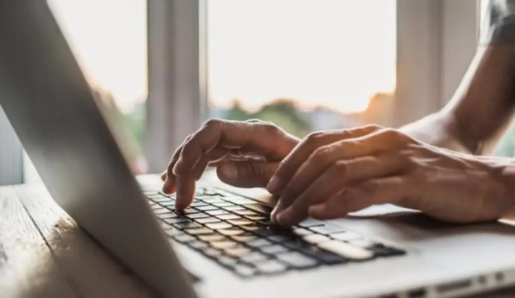 كيف يؤثر العمل من المنزل على الصحة النفسية؟