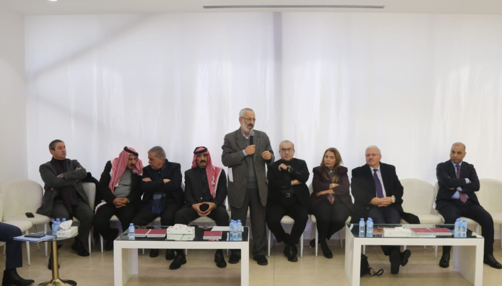 خدمات الأعيان تطلع على خطط وزارة الأشغال ومشاريعها