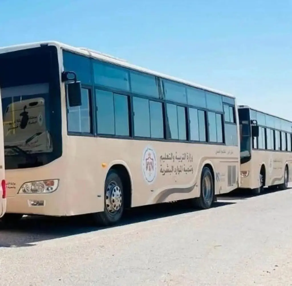 لقاء لمتابعة تنفيذ مشروع النقل المدرسي في البادية الجنوبية
