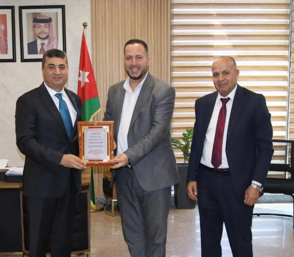 أيمن العوايشة.. هيبة الدولة وإنصاف الناس
