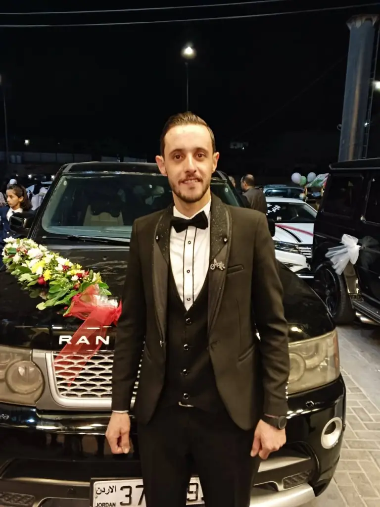 قطيشات يهنئ  احمد الخرابشه بمناسبة زفاف نجله