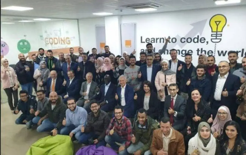 أكاديمية Orange للبرمجة تجسيد لمفهوم التدريب من أجل التشغيل