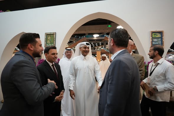 السفير القطري لدى المملكة يزور معرض عمان الدولي للكتاب