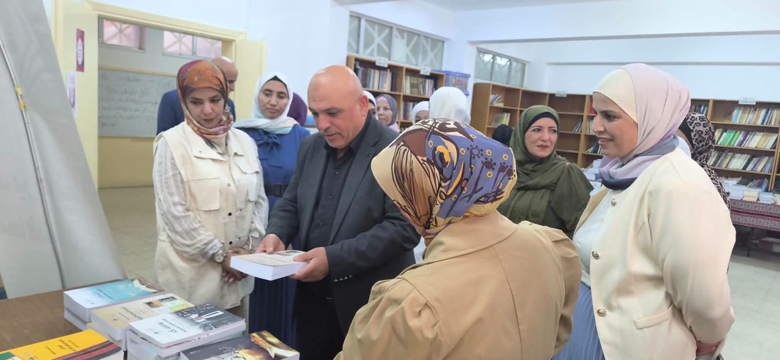 البلقاء تقرأ.. ثقافة البلقاء تنقل الكتاب من الرفوف إلى عقول الطلبة