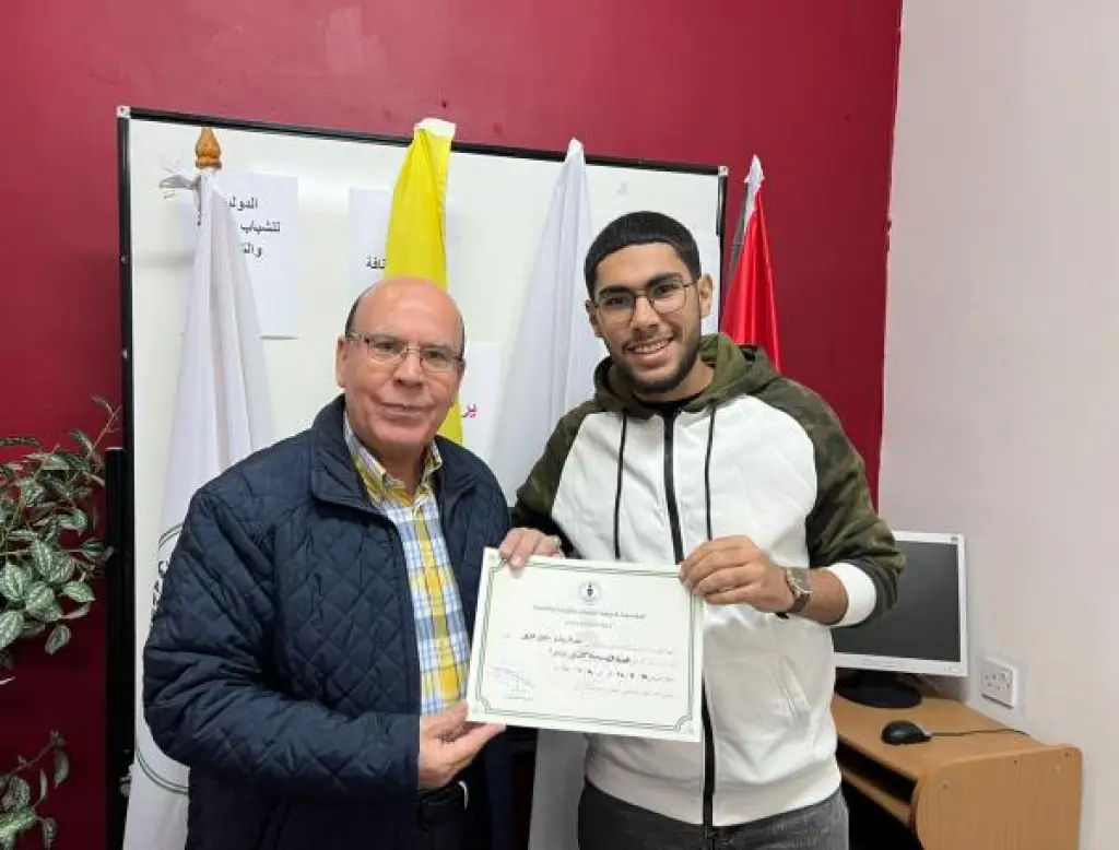 دورة تدريبية للتفكير الناقد تحث الشباب على استثمار العقول