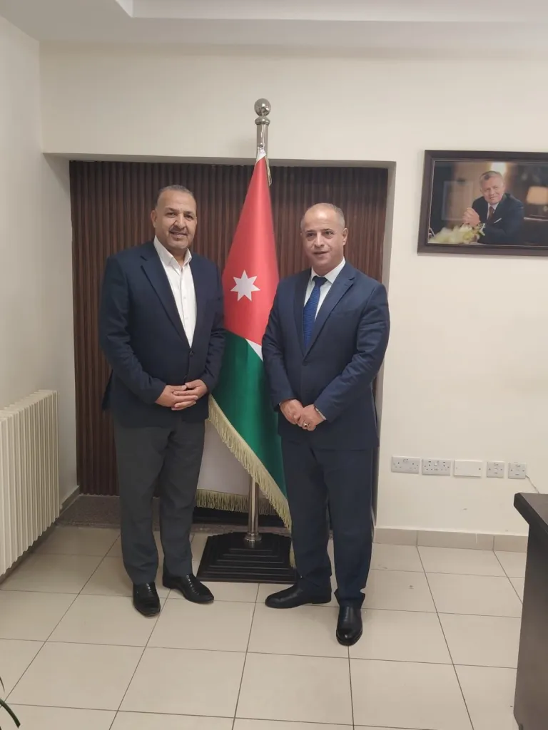 الكعابنة يهنئ المتصرف الدكتور صخر المور بتعيينه متصرفاً للواء الجامعة