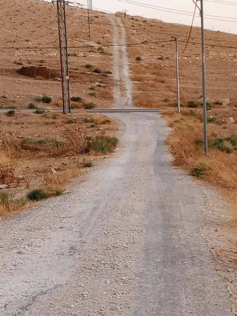 على مكتب معالي وزير الإدارة المحلية..