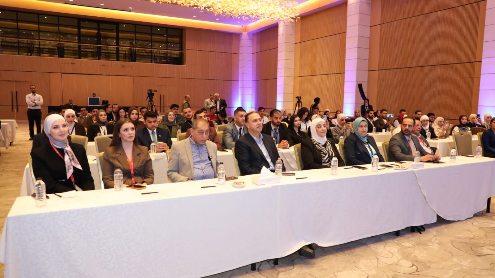 المومني: الشباب شركاء في صناعة الفضاء الرقمي ومواجهة المعلومات المضللة