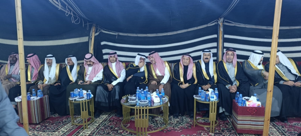 أبن ماضي / بني عطيه في منطقة الخالديه يقيم مأدبة عشاء لجمع غفير من الاعيان والنواب وشيوخ ووجهاء تكريما  للشيخ للدكتور  خالد العطيات بني عطيه من السعوديه