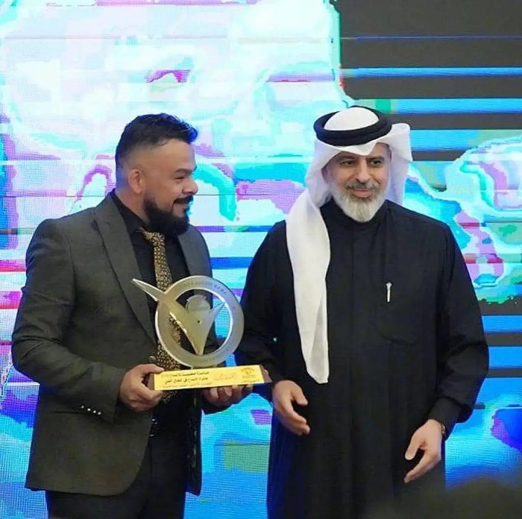 الفنان الأردني منذر رياحنة يتصدر الحاصلين على جوائز الكويت للإبداع في حفل الملتقى الإعلامي العربي