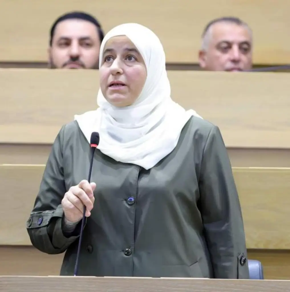 المحسيري تسأل وزير الداخلية عن مبررات التوقيف الإداري وكلفته المالية
