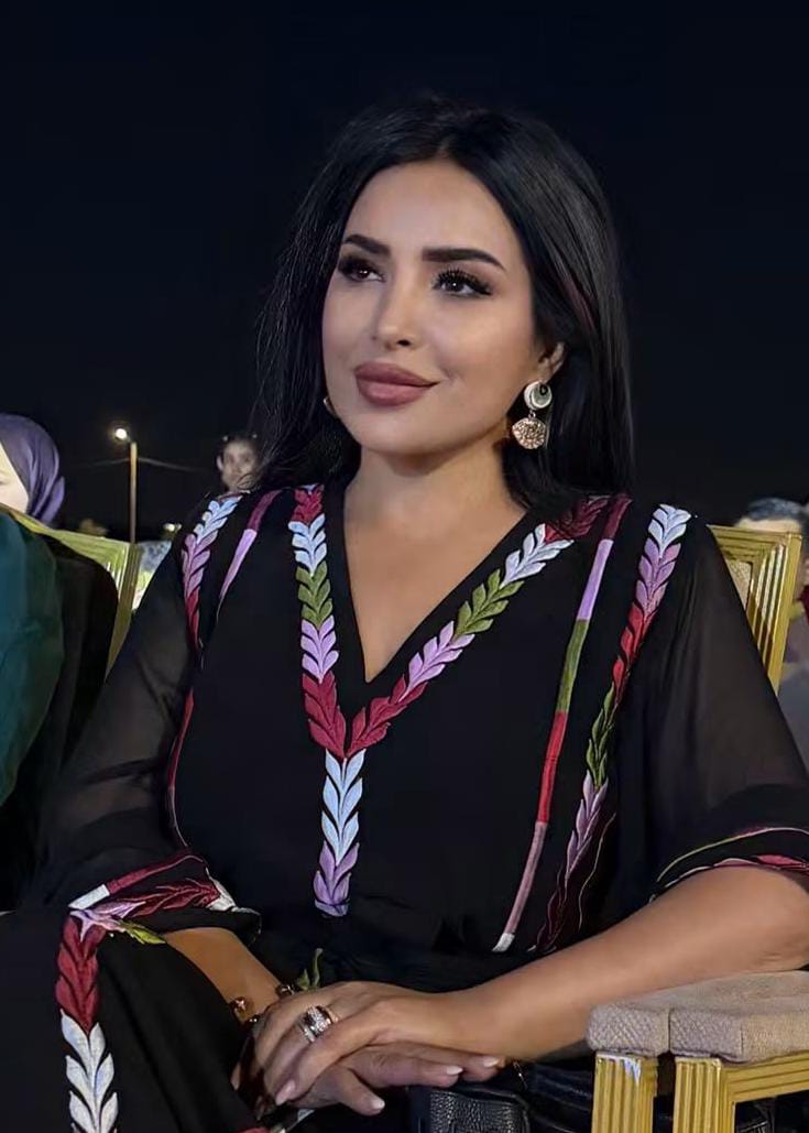 الشاعرة نجاح المساعيد في أم الجمال .. حضورٌ شعريّ يُضيء ذاكرة المكان ( صور )