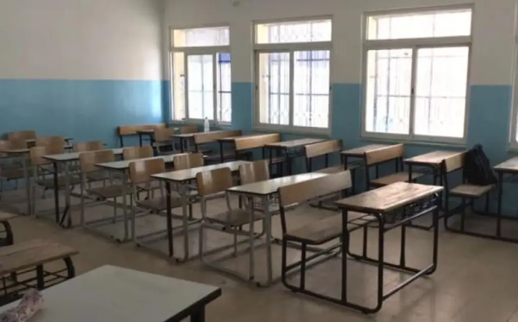 ابناء المعلمين إلى مدارس التميز بدلا من المتفوقين