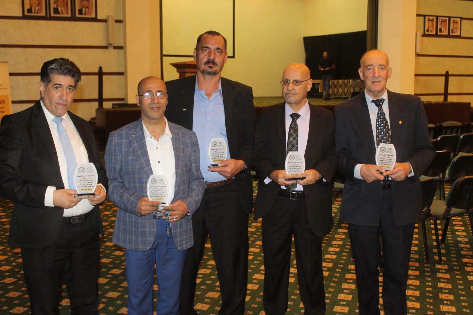 شمس السلط تتوج إبداع الريشة ختام  يتلألأ بألق الفن والوفاء في الملتقى التشكيلي الثاني عشر